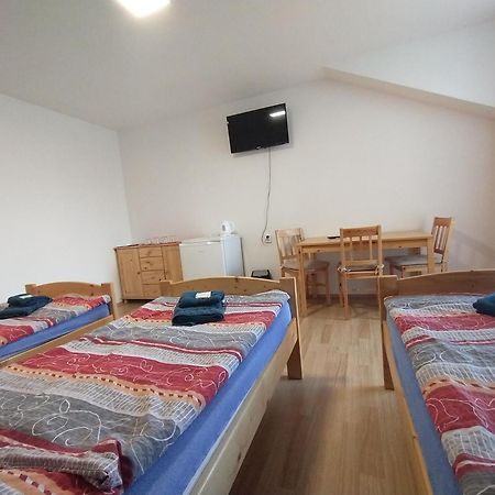 Penzion Lihovar *** Rouchovany Habitación foto