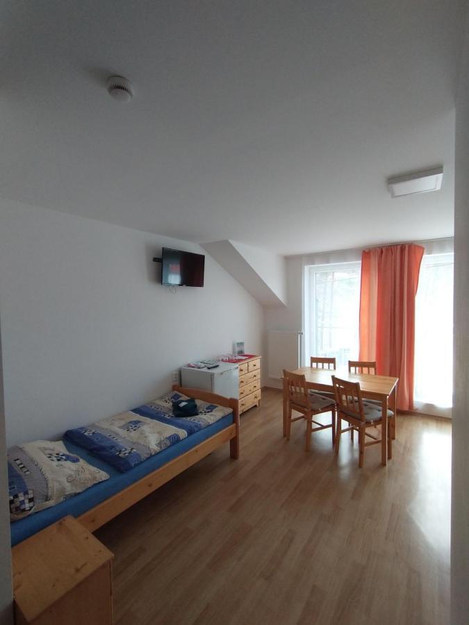 Penzion Lihovar *** Rouchovany Habitación foto